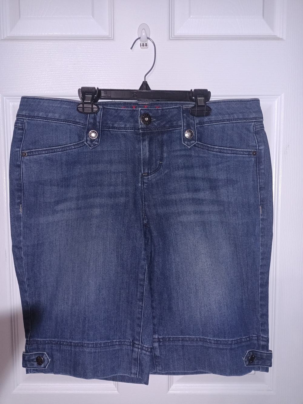 ELLE Women's Bermuda Blue Jean Shorts Flap Pockets Low Rise